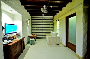 Grand Udawalawe Safari Resort