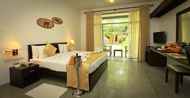 Grand Udawalawe Safari Resort