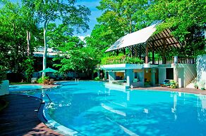 Grand Udawalawe Safari Resort