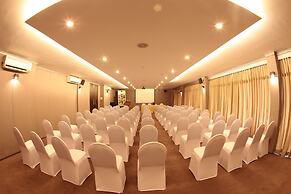 Grand Udawalawe Safari Resort