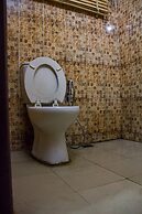 Glasshouse Hotel and Suites