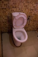 Glasshouse Hotel and Suites