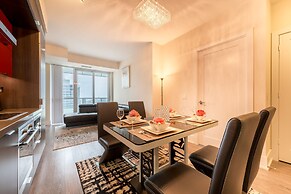 Grand Royal Condos - CN Tower