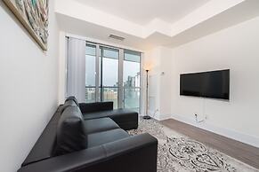 Grand Royal Condos - CN Tower