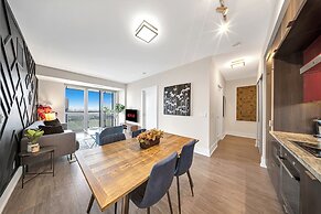 Grand Royal Condos - CN Tower