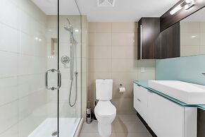 Grand Royal Condos - CN Tower