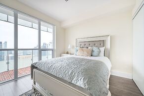 Grand Royal Condos - CN Tower