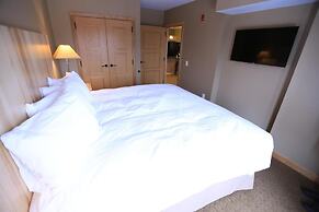 Burke Mountain Hotel & Conference Center