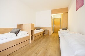 myNext - Westbahnhof Hostel One