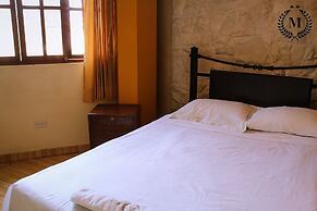 Musky Hs & Suites
