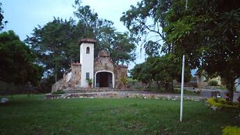 Hotel El Castillo Chinauta
