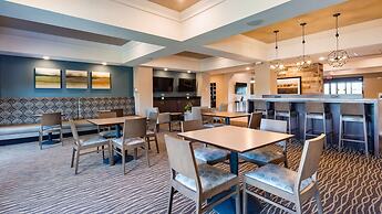 Best Western Plus Overland Inn