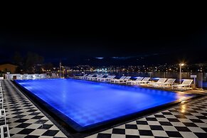 Hotel Brown Beach House & Spa