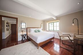 Hotel Brown Beach House & Spa