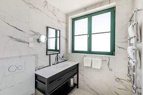 Hotel Brown Beach House & Spa