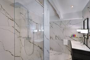 Hotel Brown Beach House & Spa