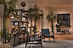 Hotel Brown Beach House & Spa