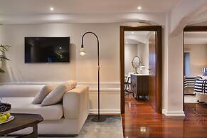 Hotel Brown Beach House & Spa