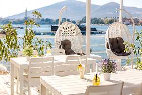 Hotel Brown Beach House & Spa