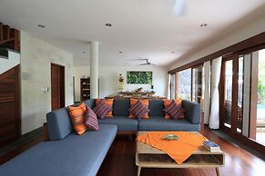 D'Legon Luxury Villas