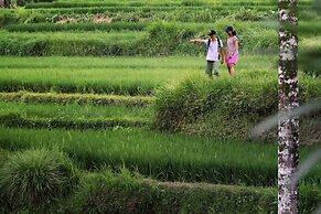 D'Legon Luxury Villas