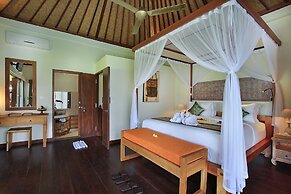 D'Legon Luxury Villas