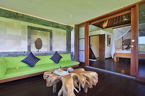 D'Legon Luxury Villas