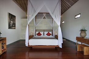 D'Legon Luxury Villas