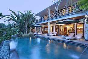 D'Legon Luxury Villas