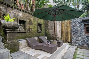 D'Legon Luxury Villas