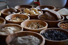 D'Legon Luxury Villas