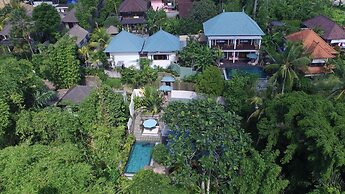 D'Legon Luxury Villas