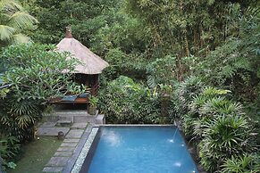 D'Legon Luxury Villas