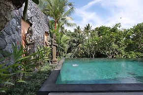 D'Legon Luxury Villas