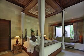 D'Legon Luxury Villas