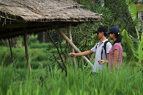 D'Legon Luxury Villas