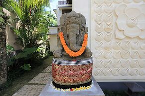 D'Legon Luxury Villas