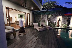 D'Legon Luxury Villas