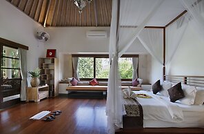 D'Legon Luxury Villas