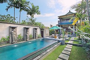 D'Legon Luxury Villas