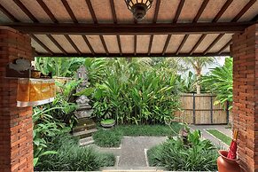 D'Legon Luxury Villas