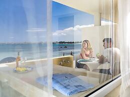 White Bay Resort