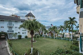 Sandcastles Beach Resort