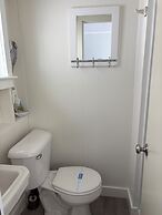 Moontide Motel Cabins & Apartments