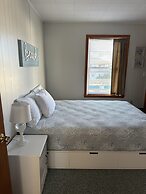 Moontide Motel Cabins & Apartments