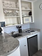 Moontide Motel Cabins & Apartments