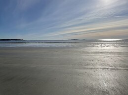 Moontide Motel Cabins & Apartments