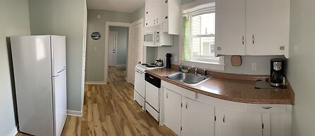 Moontide Motel Cabins & Apartments