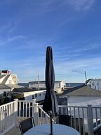 Moontide Motel Cabins & Apartments