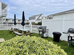 Moontide Motel Cabins & Apartments